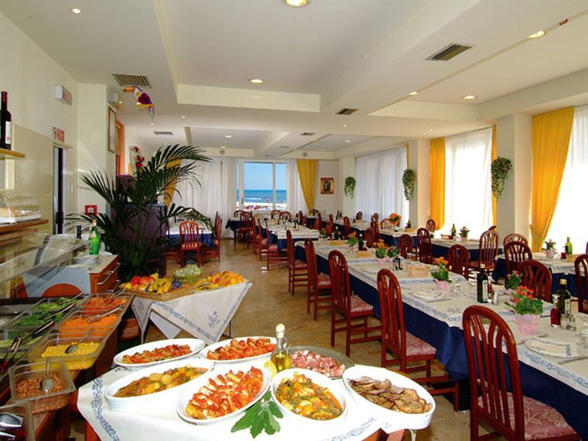 Hotel Simplon Белларія-Іджеа-Марина Екстер'єр фото