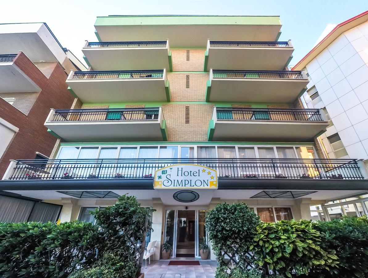 Hotel Simplon Белларія-Іджеа-Марина Екстер'єр фото